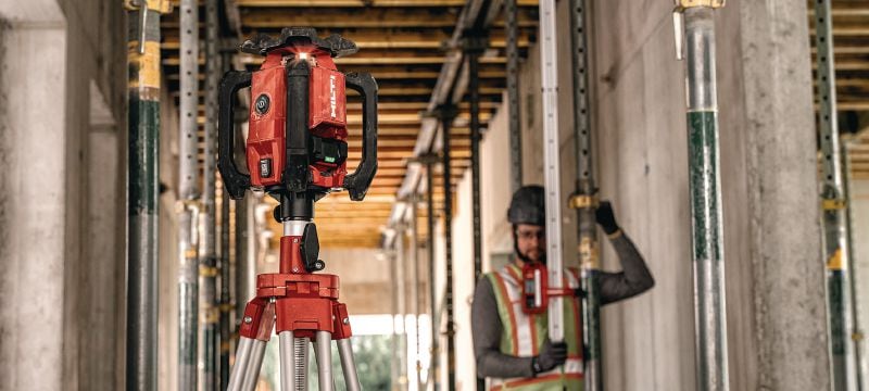 PR 40-22 rotační laser se sklonem v jedné ose Robustní venkovní rotační laser s automatickými funkcemi vyrovnání na velké vzdálenosti, zarovnávání, spádování a vyměřování pravých úhlů (platforma baterie Nuron) Použití 1