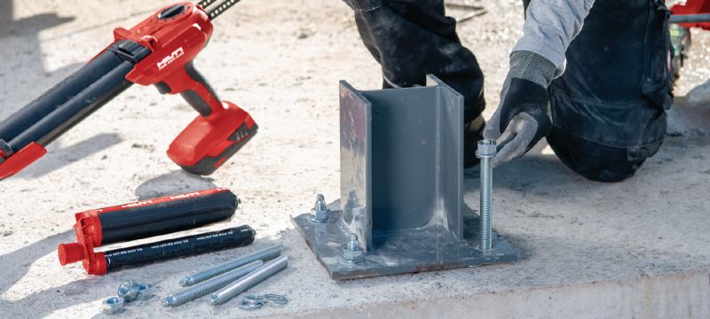 Lepicí hmota HIT-RE 500 V4 Extra prémiová vytlačovací epoxidová lepicí hmota se schválením pro vlepování výztuží a masivní kotvení Použití 1