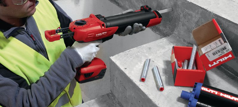 Lepicí hmota HIT-HY 170 Vysoce výkonná vytlačovací hybridní lepicí hmota s běžnými schváleními pro dodatečně vlepované výztuže a pro kotvení jak do betonu, tak i do zdiva Použití 1