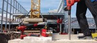 TE-YRT Nástroj na zdrsnění otvoru Nástroj na zdrsnění hladkých otvorů vyvrtáných diamantovým vrtáním do betonu Použití 1