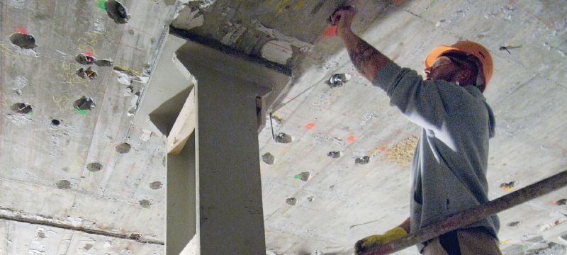 Tažná kotva HZA-P Tažná kotva pro hospodárné vyztužování plochých desek proti smykovému zatížení způsobujícímu protlačení Použití 1
