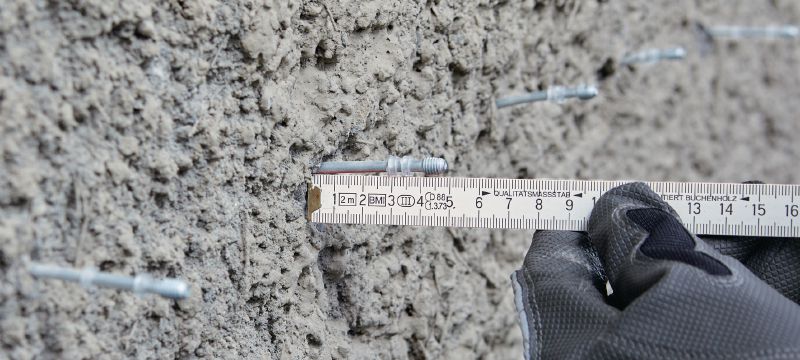 Závitové čepy X-M6-8 B3 DP7 SCT Závitové čepy určené k použití s přístrojem na zkoušení stříkaného betonu BX 3-SCT Použití 1
