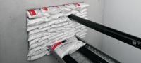 Protipožární polštář CFS-CU Předem sestavený protipožární polštář pro těsnění dočasných i trvalých požárních prostupů Použití 3