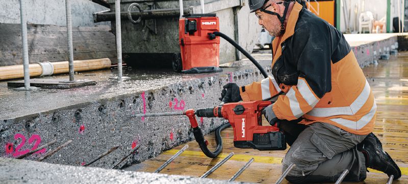 TE 60-22 Akumulátorové vrtací kladivo Výkonné akumulátorové vrtací kladivo SDS Max (TE-Y) s výborným poměrem výkonu k hmotnosti pro těžké vrtání a sekací práce v betonu a zdivu (Nuron baterie) Použití 1