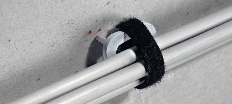 Kabelová příchytka X-UCT MX Univerzální plastová příchytka kabelů/potrubí pro použití se vsazovacími přístroji BX a GX Použití 1