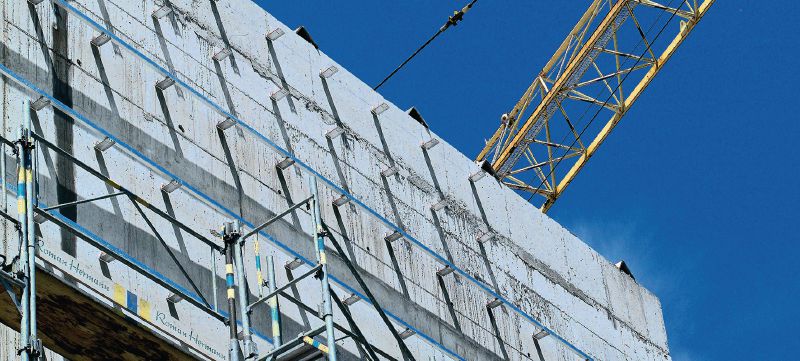 Expanzní kotva HST2-R Standardní expanzní kotva pro beton s trhlinami (A4 SS) Použití 1
