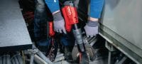 NCT 85 C-22 Akumulátorové nůžky na měděné/hliníkové kabely Akumulátorové nůžky s pistolovou rukojetí na měděné a hliníkové kabely do průměru 3,2” │ 80 mm (platforma baterie Nuron) Použití 2