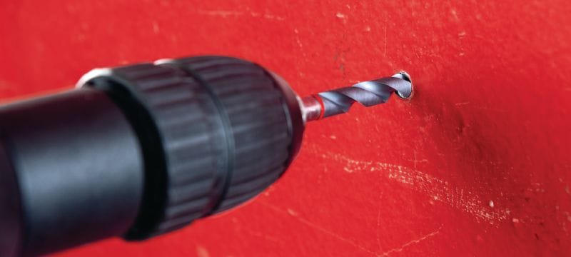 Vrták s dorazem TX-BT 4,7/7 Vrták s dorazem pro předvrtání otvorů pro závitové hřeby X-BT nové generace Použití 1