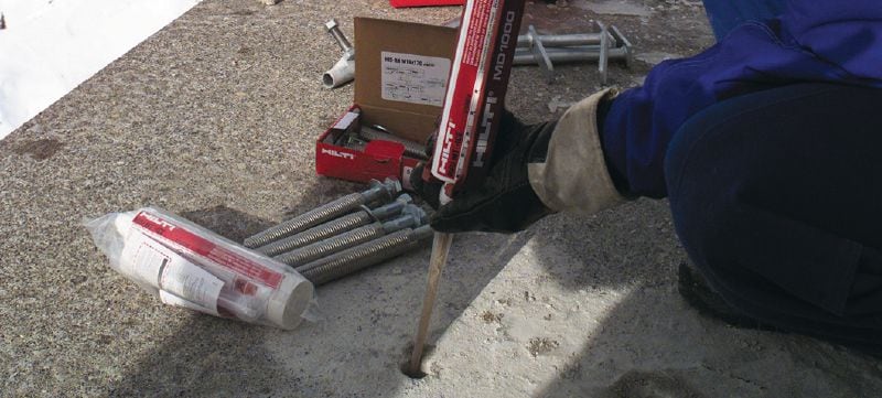 Lepicí hmota HIT-ICE Speciální lepicí hmota pro kotvení do betonu při velmi nízkých teplotách Použití 1