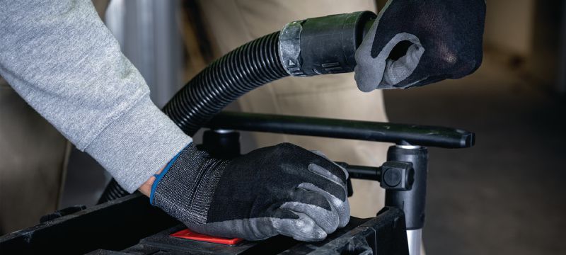 VC 5L Vysavač pro vysávání na pracovišti třídy L Výkonný vysavač (mokré/suché vysávání) pro každodenní úklid na pracovišti, 20l nádrž Použití 1