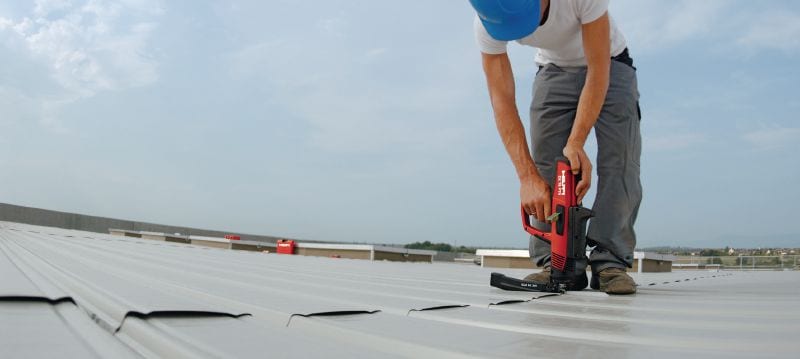 X-ENP MX hřeby pro připevňování roštů (páskované) Páskované hřeby pro připevňování kovových roštů k ocelovým konstrukcím pomocí prachem poháněných přístrojů Použití 1