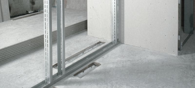 Zatloukací hmoždinka HPS-1 Univerzální zatloukací hmoždinka se šroubem (uhlíková ocel) Použití 1