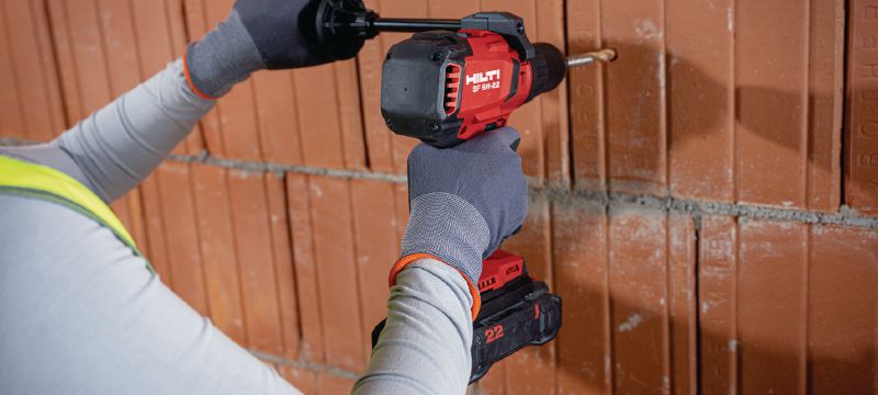 Akumulátorový vrtací šroubovák s příklepem SF 6H-22 Výkonný vrtací šroubovák s příklepem s aktivní kontrolou krouticího momentu a špičkovou ergonomií pro univerzální vrtání a šroubování do dřeva, kovu a zdiva (platforma akumulátoru Nuron) Použití 1