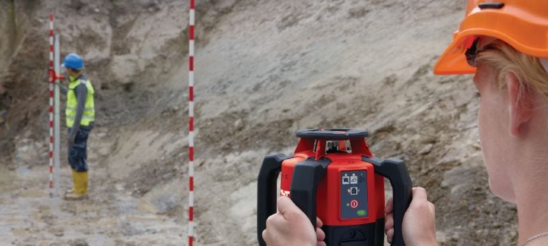 Venkovní rotační laser PR 300-HV2S Venkovní rotační laser pro horizontální vyrovnávání a vertikální srovnávání, sklony a pravé úhly Použití 1