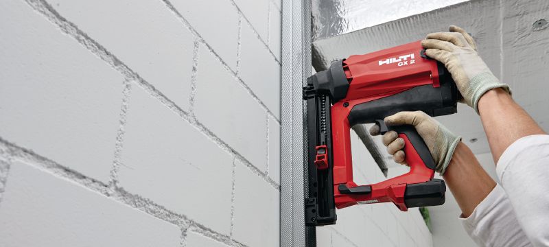 Hřeby do betonu (páskované) X-C G2 MX Standardní páskované hřeby do betonu a dalších základních materiálů pro plynem poháněný přístroj GX 2 Použití 1