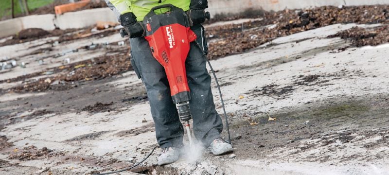 TE-SPX FM Ultimátní TE-S polygonový úzký plochý sekáč pro vysokou produktivitu při řízeném bourání Použití 1