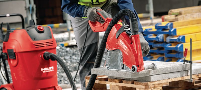 Elektrický řezač DCH 300-X Suchý i mokrý elektrický ruční diamantový řezač – řezání do hloubky 120 mm s 305mm kotoučem Použití 1