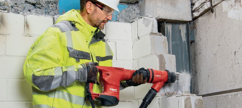 TE 500 SDS-Max Sekací kladivo Sekací kladivo SDS Max (TE-Y) pro lehké sekací práce v betonu a zdivu Použití 1