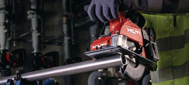 SC 6ML-22 akumulátorová okružní pila na kovy Akumulátorová pila pro rychlé, přesné řezání kovů za studena do hloubky 60 mm (platforma baterie Nuron) Použití 1