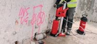 Diamantový jádrový vrtací stroj DD 160 Kompaktní, avšak výkonný diamantový jádrový vrtací stroj pro jádrové vrtání do betonu ve stojanové verzi rozsahu průměrů 25-202 mm (31/32 - 7-15/16) Použití 3