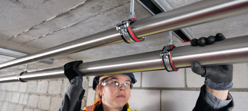 MP-U-I Rychloupínací potrubní objímka Galvanicky pozinkovaná potrubní objímka se zvukovou izolací a rychloupínacím závěrem pro maximální produktivitu při aplikacích se středním zatížením Použití 1
