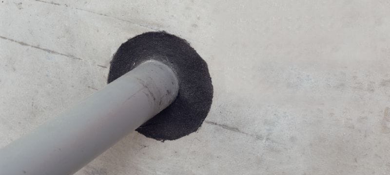 Protipožární zpěňující tmel CP611A Zpěňující tmel na bázi vody a bez obsahu silikonu pro požární těsnění elektrických prostupů Použití 1