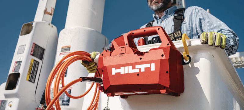 NUN 10K-22 Akumulátorová hydraulická pumpa Akumulátorová hydraulická pumpa s tlakem 10 000 PSI (700 barů) pro náročné řezání/krimpování a dálkové řezání podzemních a pancéřových kabelů (akumulátor Nuron) – dálkové ovládání je součástí dodávky Použití 1