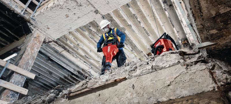 Akumulátorové bourací kladivo TE 2000-22 Výkonné a lehké akumulátorové bourací kladivo pro bourání betonu a další demoliční práce (Nuron akumulátorová platforma) Použití 1