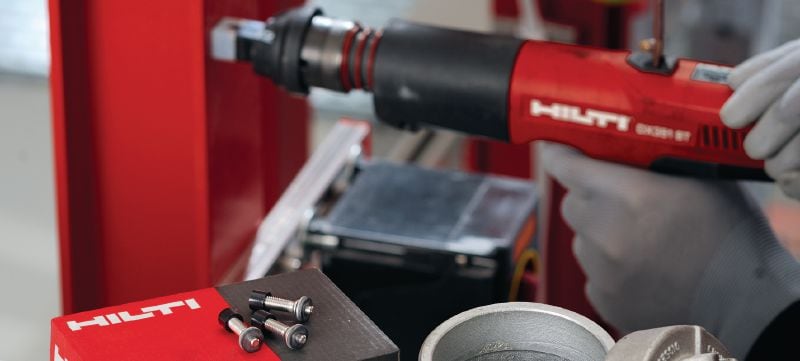 Páskované nábojky Clean-Tec hnědé 6,8/11 M10 Nábojky Clean-Tec pro prachem poháněné stroje DX 351-BT a DX 351-BTG Použití 1