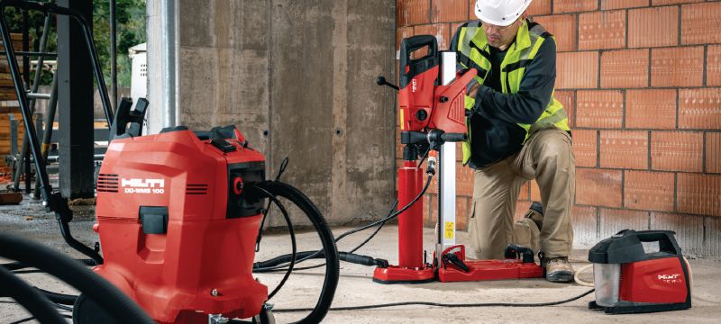 Systém recyklace vody DD-WMS 100 Přístroj na přívod chladicí vody a pro zachycování a filtraci odpadní vody pro použití se systémy diamantového vrtání Použití 1