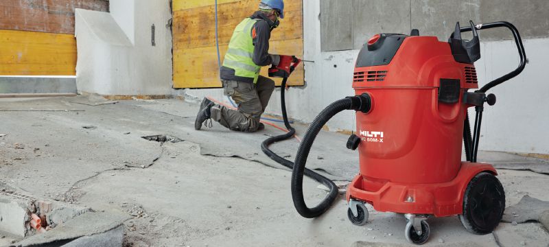 Vysavač VC 60M-X třídy M Velmi výkonný vysavač pro spojení s nářadím s elektrickým pohonem a úklid na staveništi (mokrý i suchý), nádrž 60l Použití 1