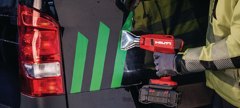 NHG 6-22 Akumulátorová horkovzdušná pistole Výkonná akumulátorová horkovzdušná pistole s rychlým ohřevem a silným proudem vzduchu určená na kabelové koncovky, ohýbání trubek a tepelné smršťování (platforma akumulátoru Nuron) Použití 1