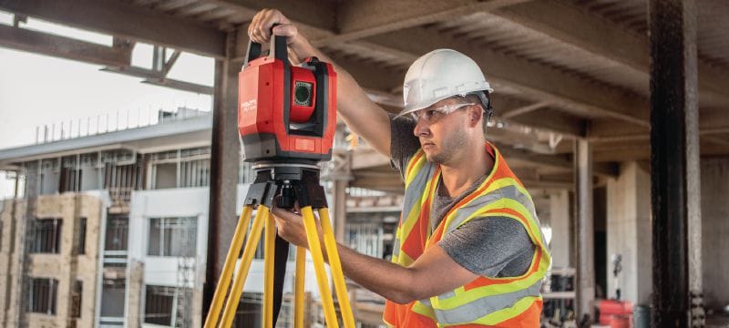 Digitální přístroj k zaměřování PLT 300 Automatizovaný stavební zaměřovací přístroj urychlí zaměřovací práce na stavbách díky digitálním postupům a BIM Použití 1